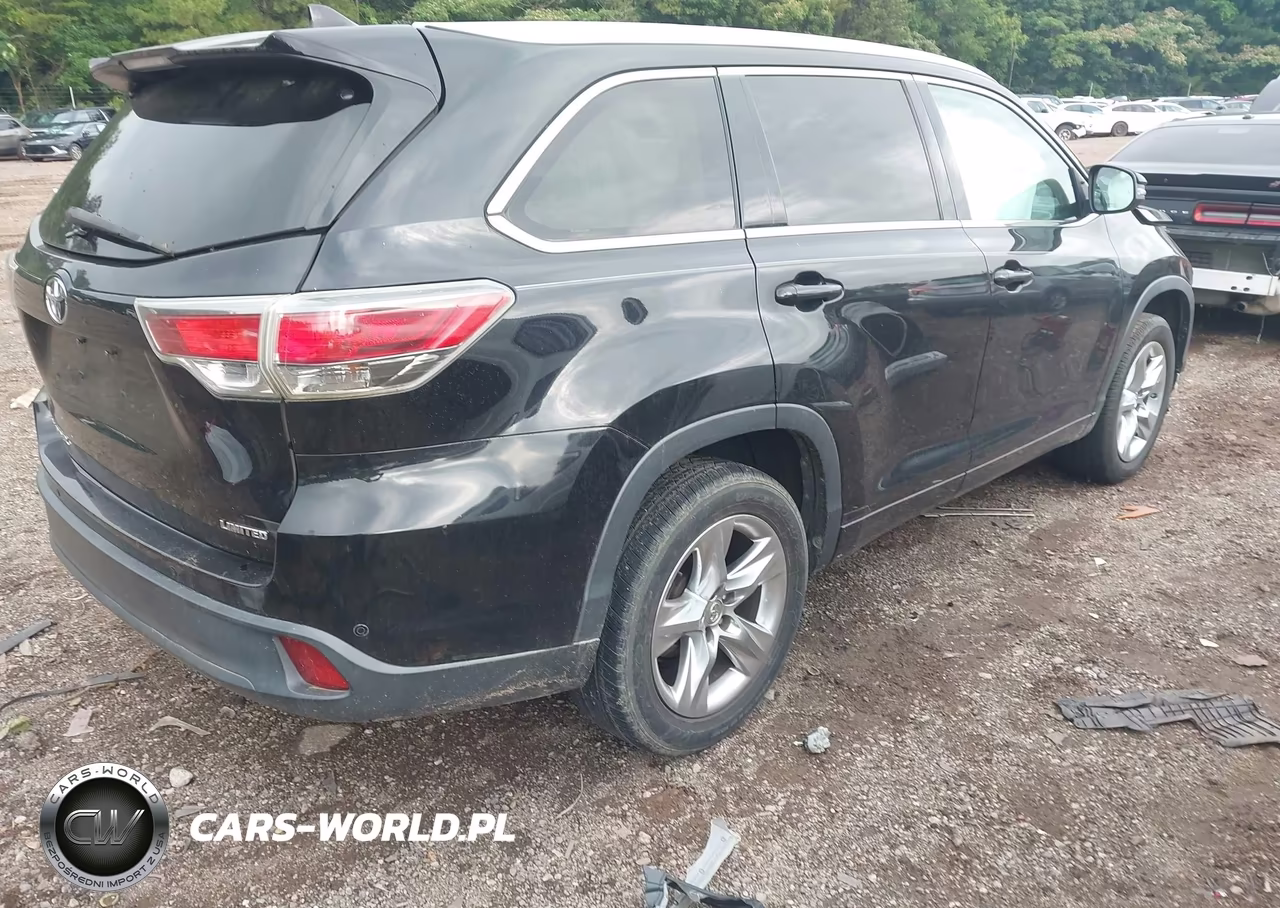 2015 Toyota Highlander Limited V6 VIN:5TDYKRFH5FS083414 - 4