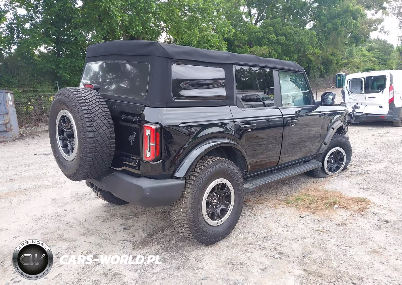 2021 Ford Bronco Outer Banks VIN:1FMDE5BH3MLB08387 - 4