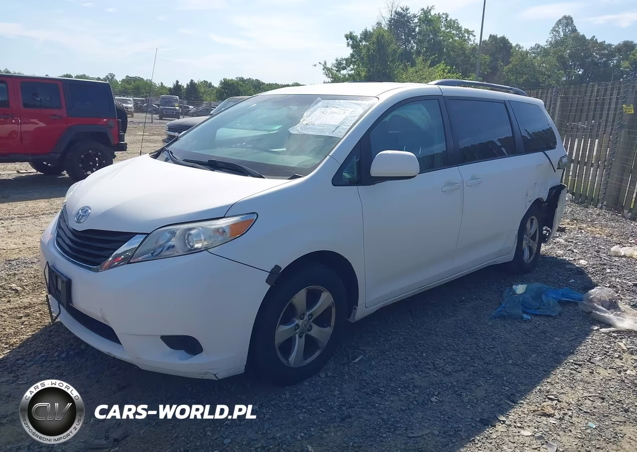 2011 Toyota Sienna Le V6 VIN:5TDKK3DCXBS110871 - 2