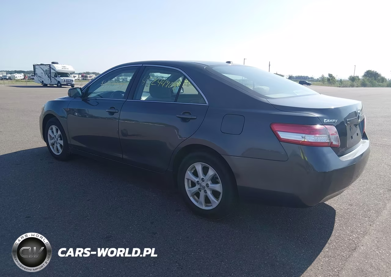 2010 Toyota Camry Le VIN:4T1BF3EK7AU095469 - 3