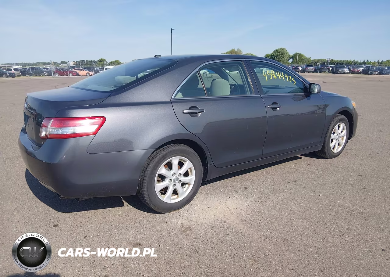 2010 Toyota Camry Le VIN:4T1BF3EK7AU095469 - 4