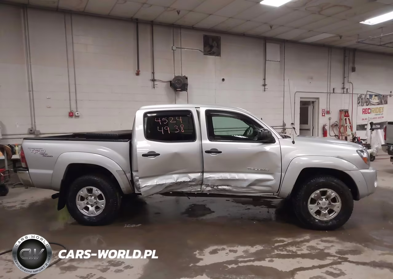2011 Toyota Tacoma Base V6 VIN:5TFLU4EN0BX008509 - 13