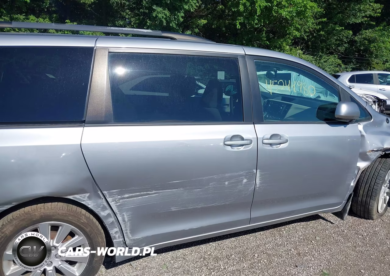2013 Toyota Sienna Le 7 Passenger VIN:5TDJK3DC7DS055360 - 13