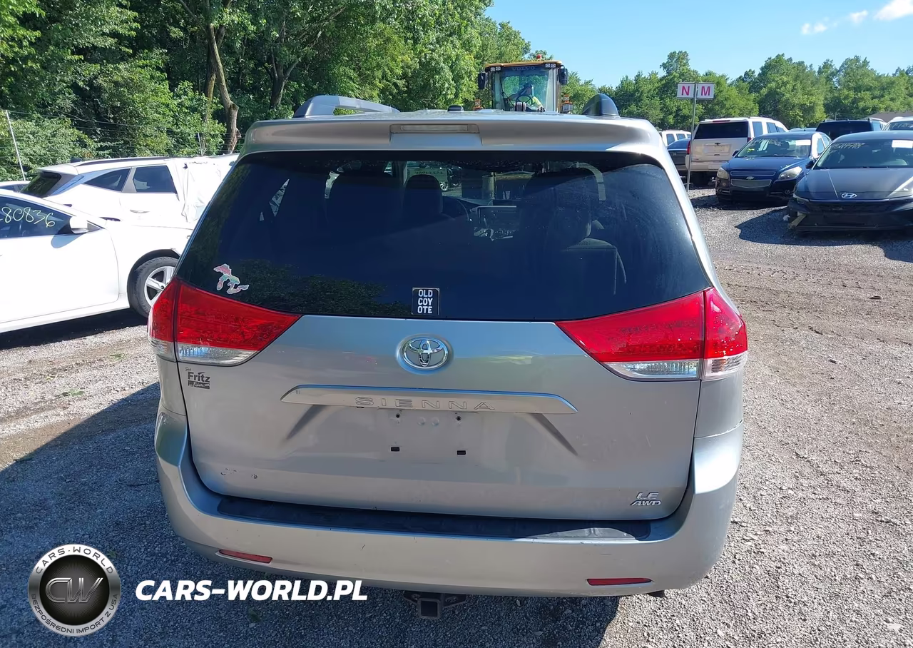 2013 Toyota Sienna Le 7 Passenger VIN:5TDJK3DC7DS055360 - 16