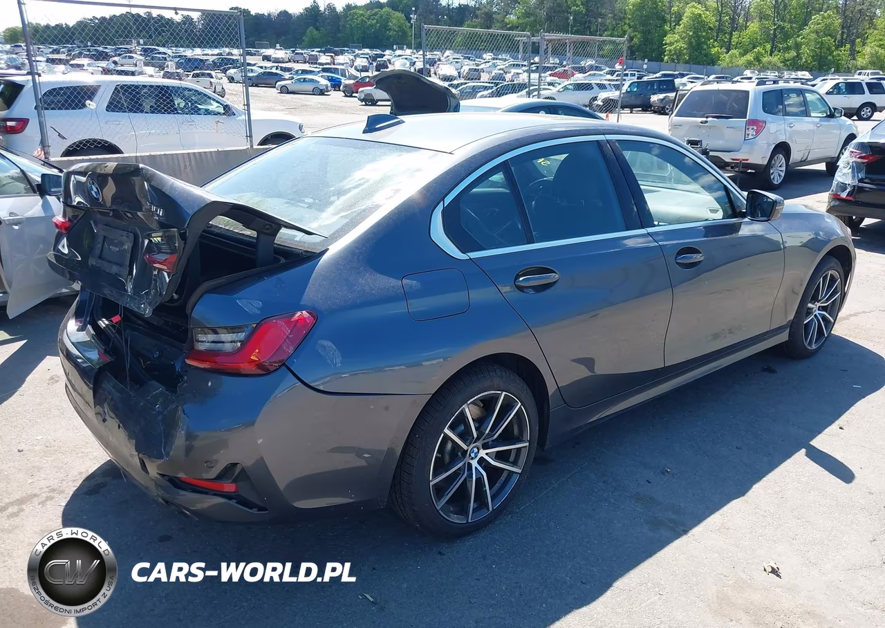 2019 BMW 330I xDrive VIN:WBA5R7C55KFH15545 - 4