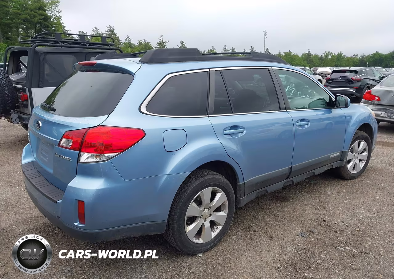 2010 Subaru Outback 2.5I Premium VIN:4S4BRBCC2A3345963 - 4