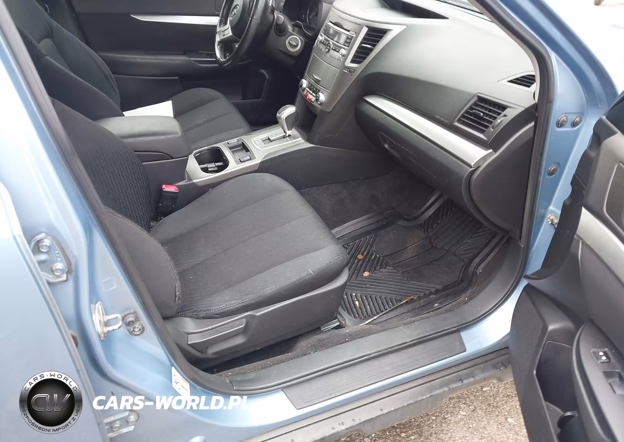 2010 Subaru Outback 2.5I Premium VIN:4S4BRBCC2A3345963 - 5