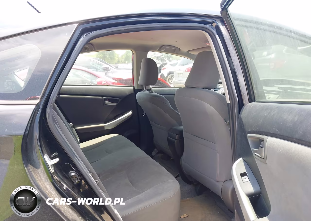 2012 Toyota Prius Two VIN:JTDKN3DU2C5448000 - 8
