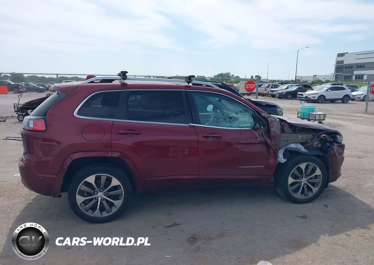 2019 Jeep Cherokee Overland 4X4 VIN:1C4PJMJN3KD309826 - 13