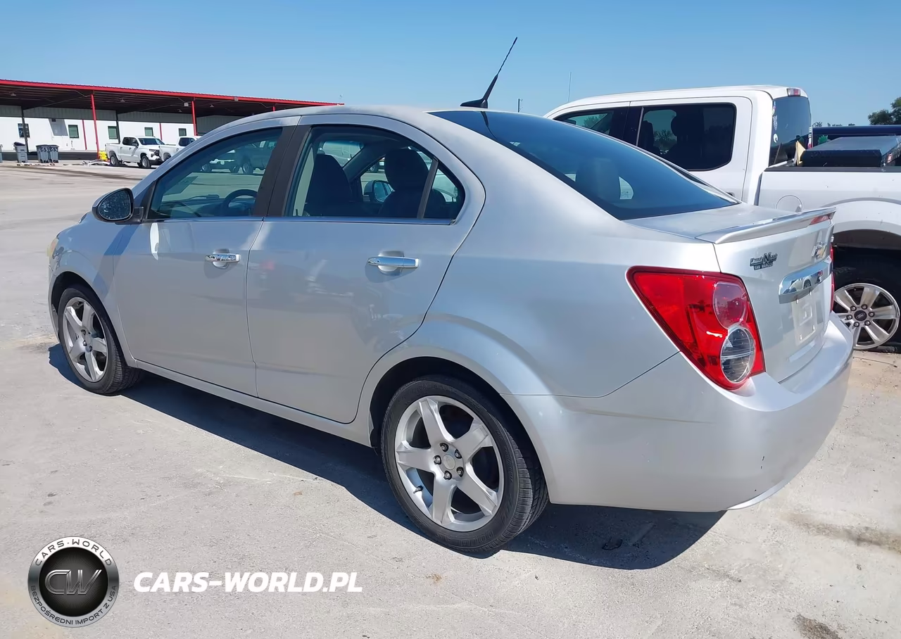 2014 Chevrolet Sonic Ltz Auto VIN:1G1JE5SBXE4219784 - 3