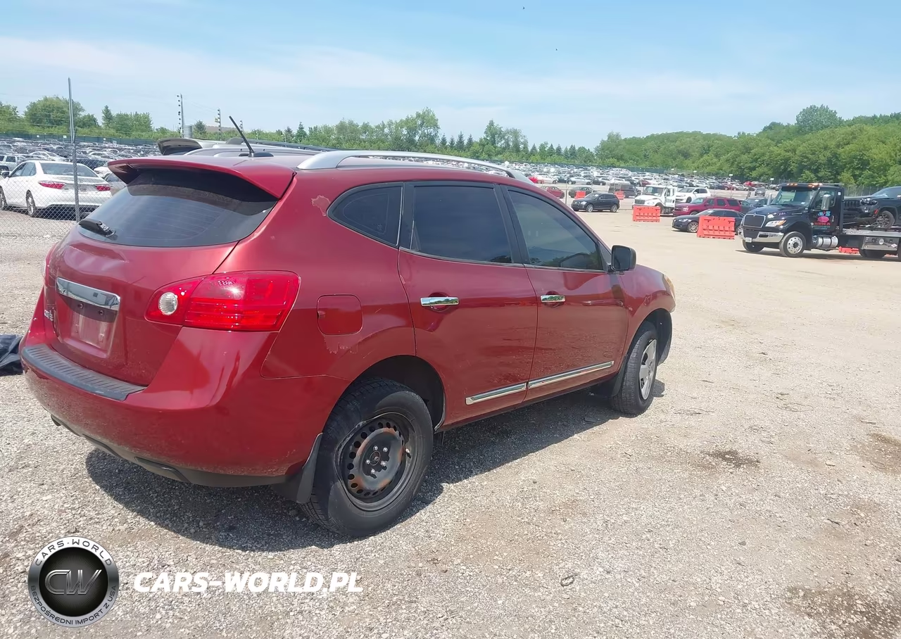 2015 Nissan Rogue Select S VIN:JN8AS5MV5FW750912 - 4