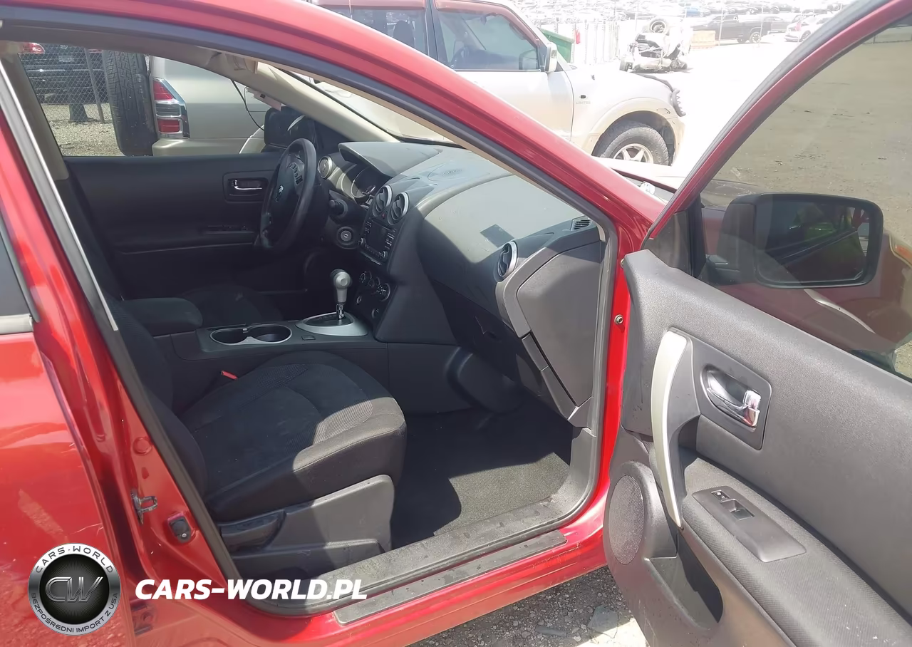 2015 Nissan Rogue Select S VIN:JN8AS5MV5FW750912 - 5