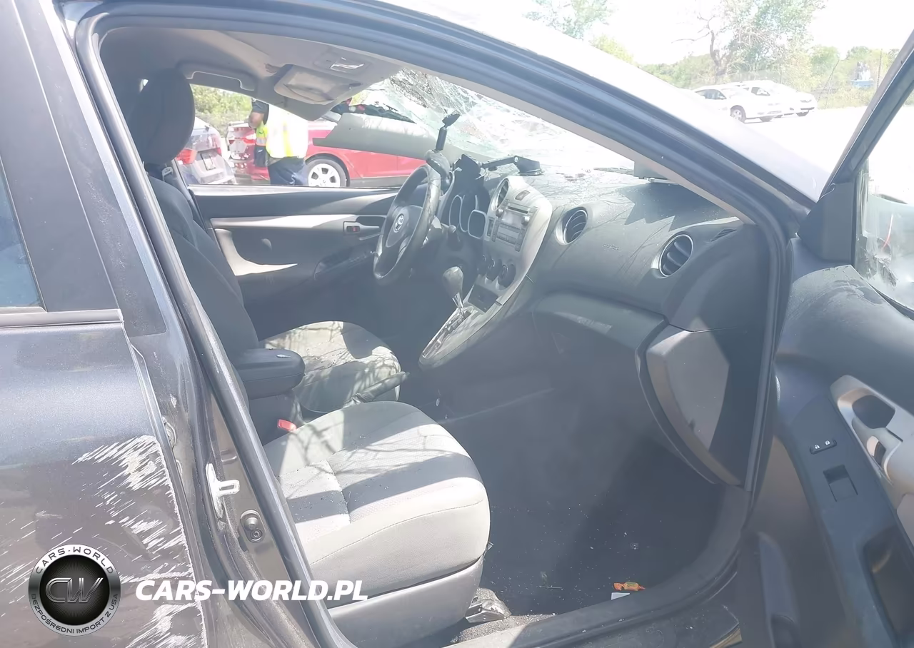 2010 Toyota Matrix VIN:2T1KU4EE4AC525935 - 5