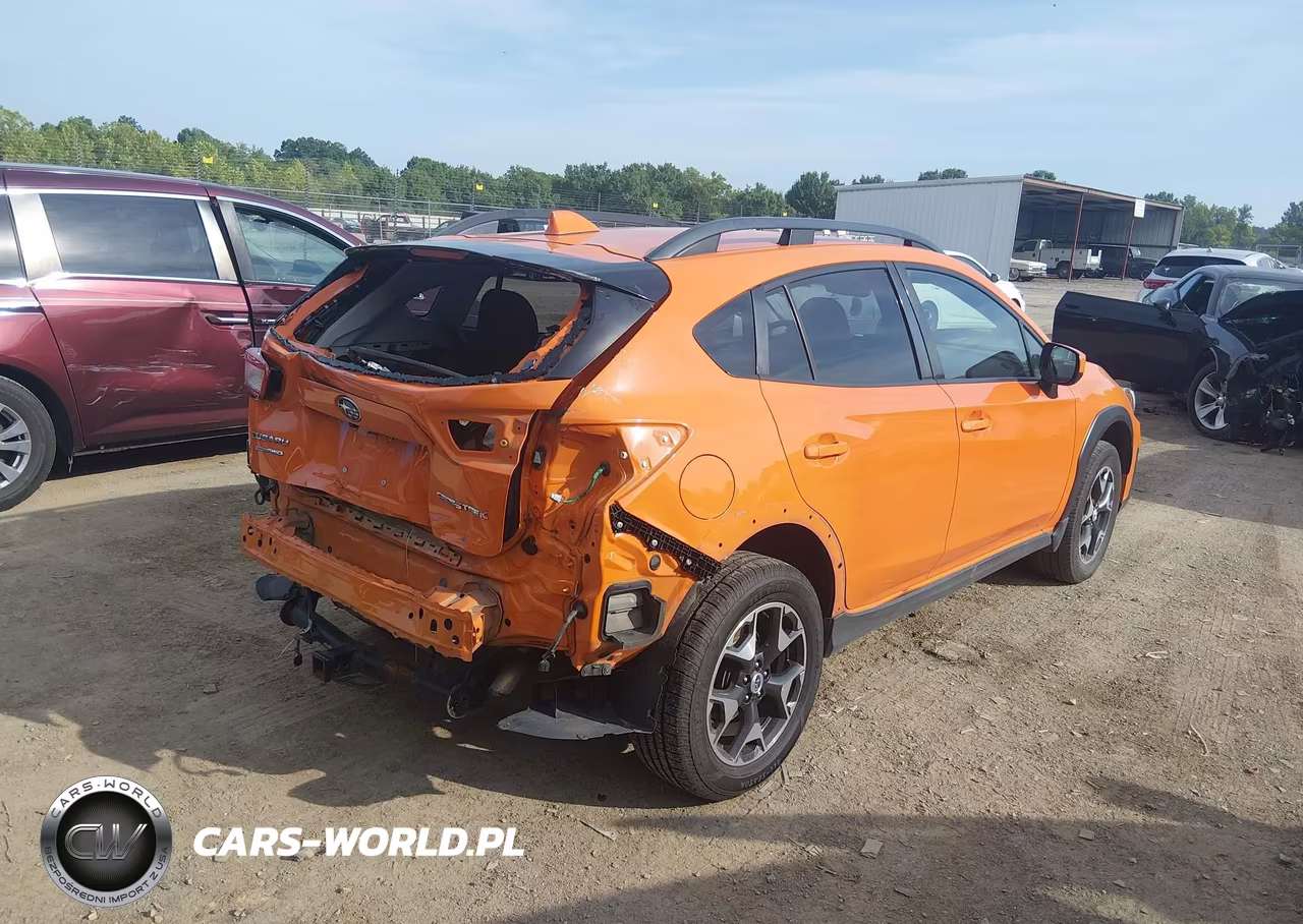 2018 Subaru Crosstrek 2.0I Premium VIN:JF2GTADC5J8219637 - 4