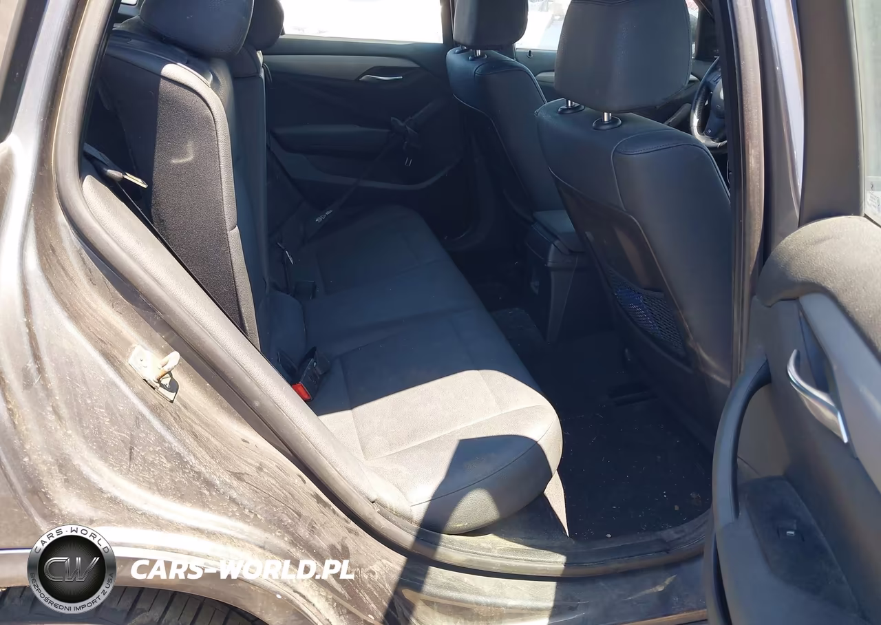 2014 BMW X1 xDrive35I VIN:WBAVM5C50EVV92957 - 8