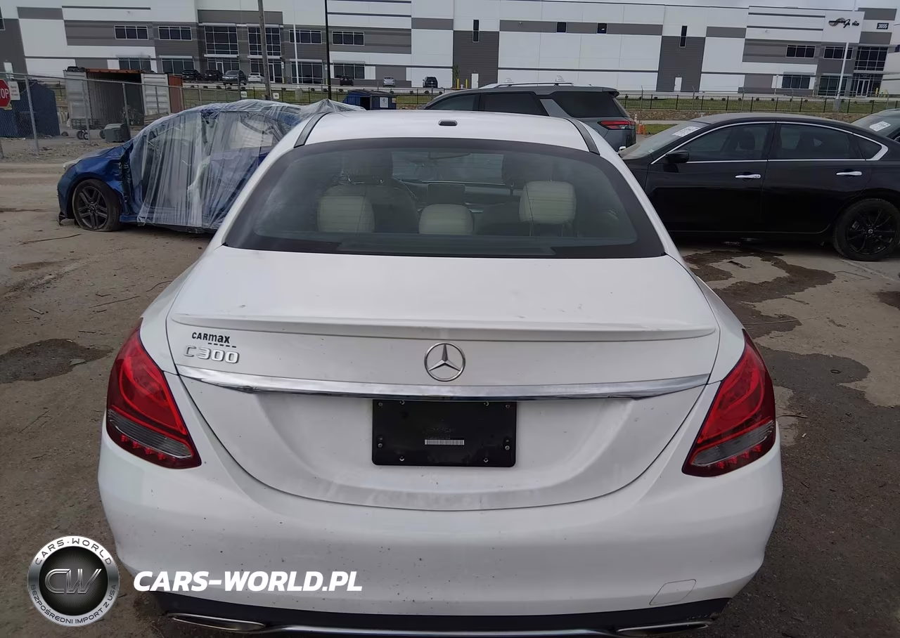 2018 Mercedes-Benz C 300 VIN:55SWF4JB7JU241054 - 16