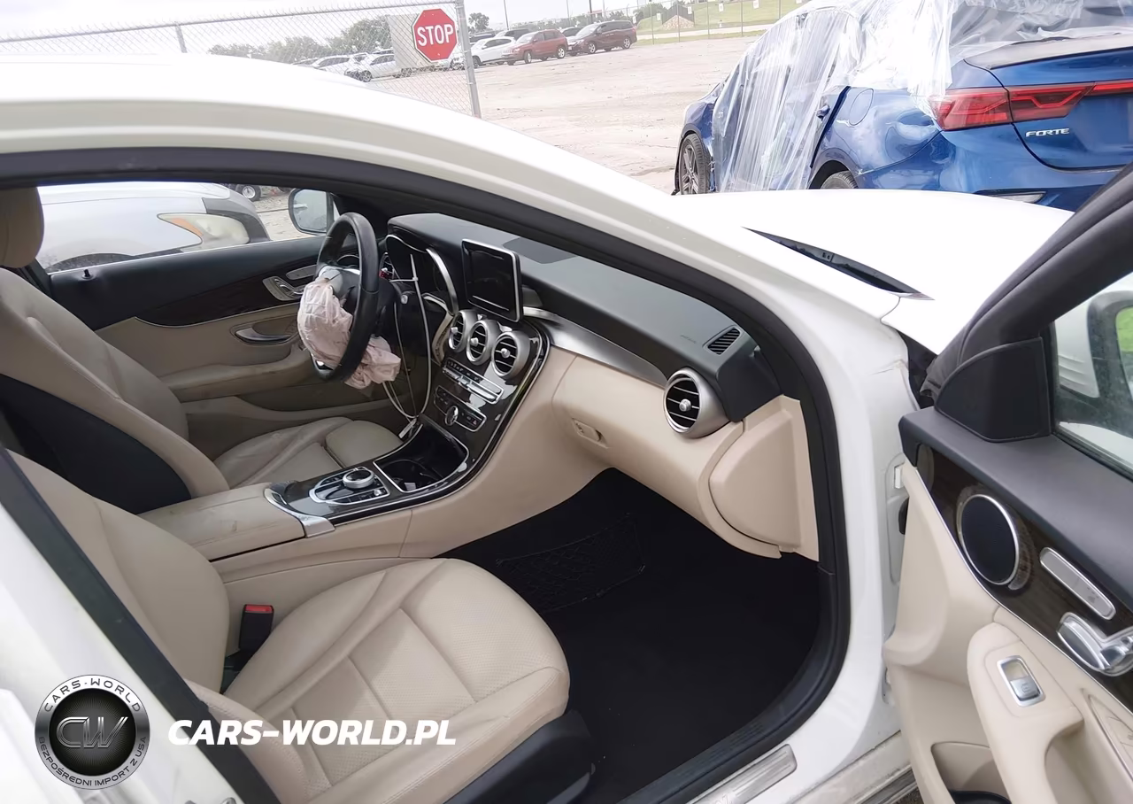 2018 Mercedes-Benz C 300 VIN:55SWF4JB7JU241054 - 5