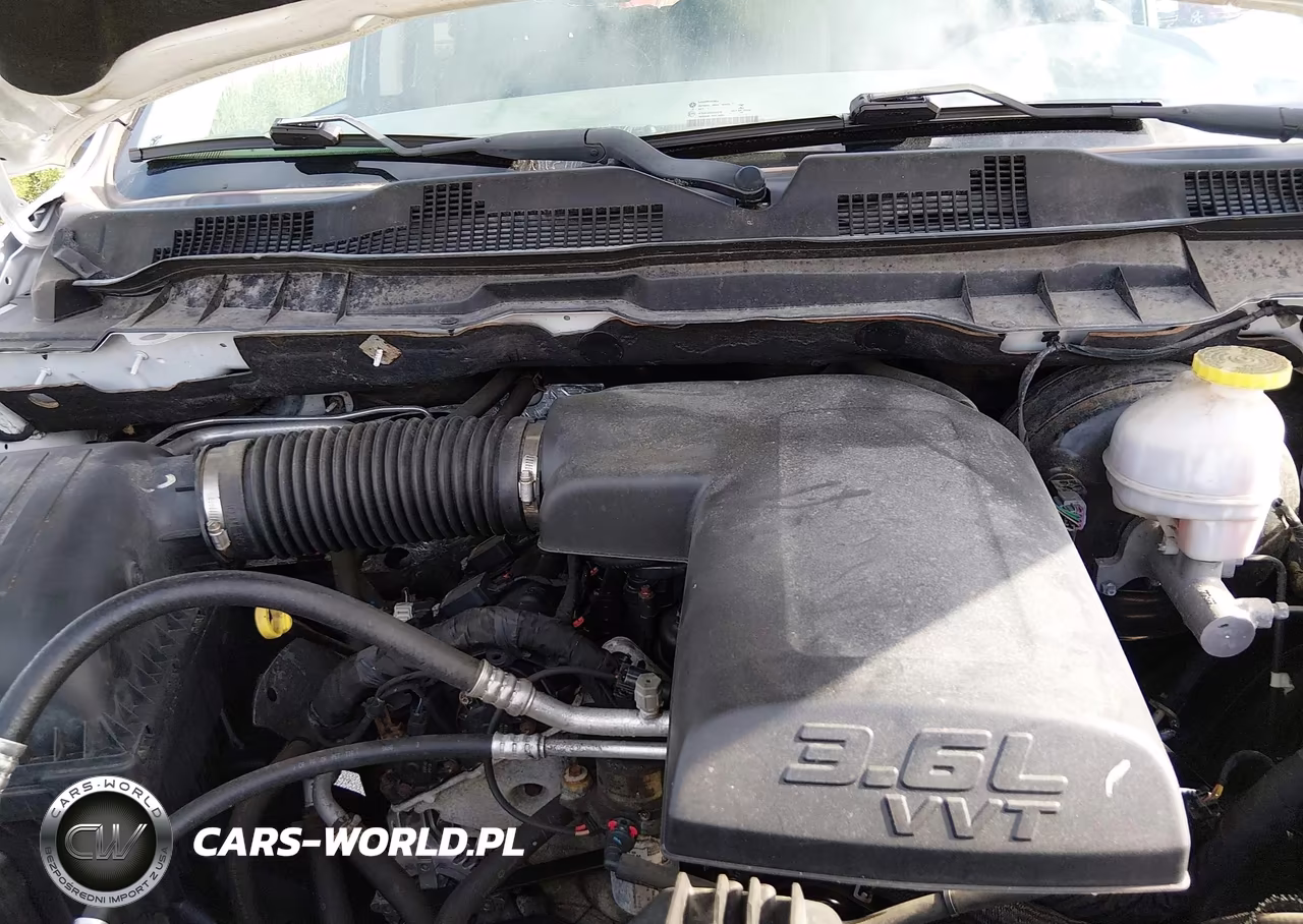 2018 Ram 1500 Tradesman 4X4 5'7 Box VIN:1C6RR7KG4JS306745 - 10