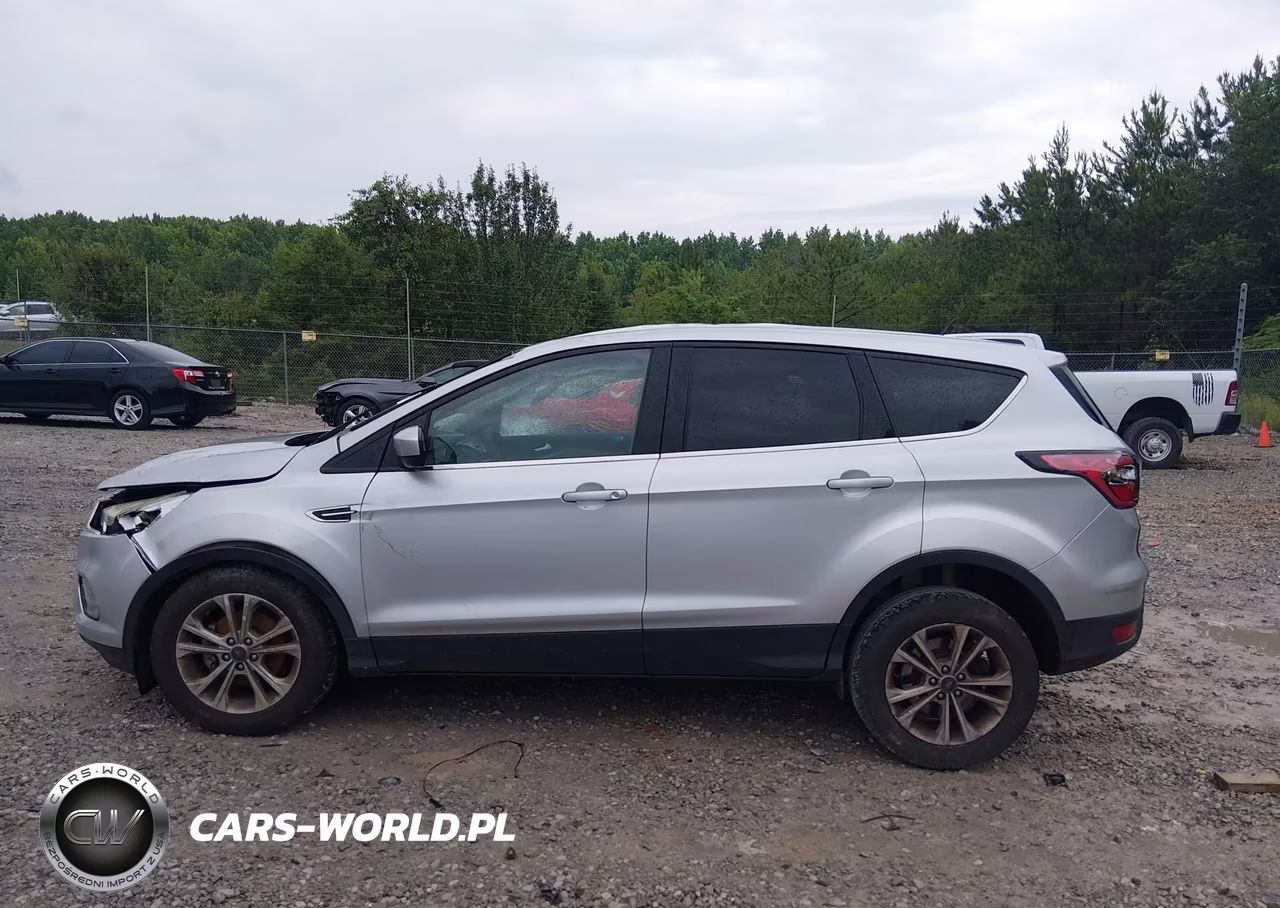 2017 Ford Escape Se VIN:1FMCU0GD5HUB36957 - 14