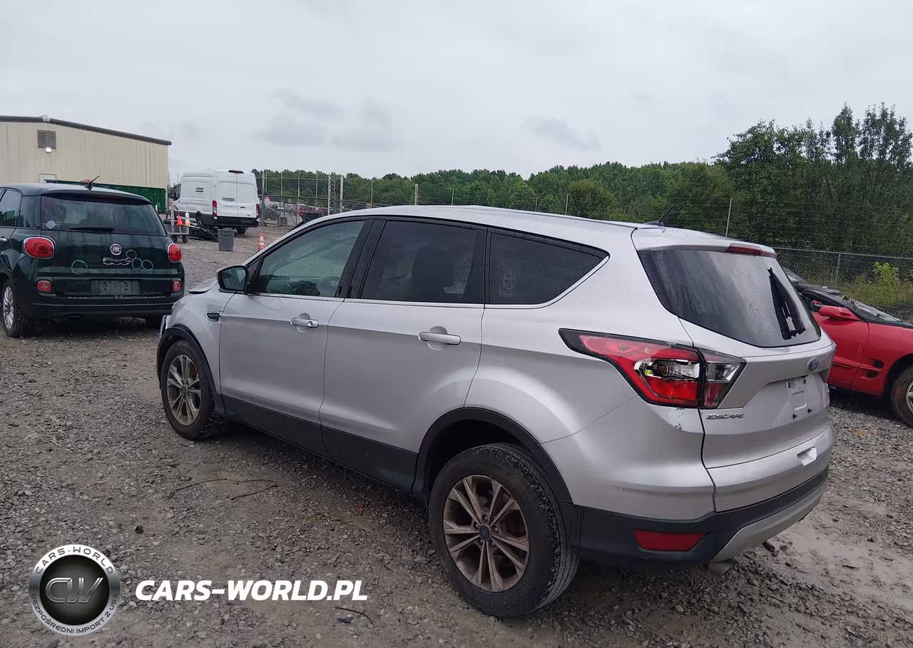 2017 Ford Escape Se VIN:1FMCU0GD5HUB36957 - 3