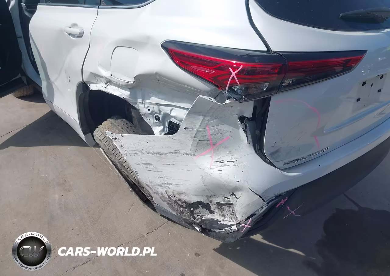 2023 Toyota Highlander Xle VIN:5TDKDRAHXPS007745 - 19