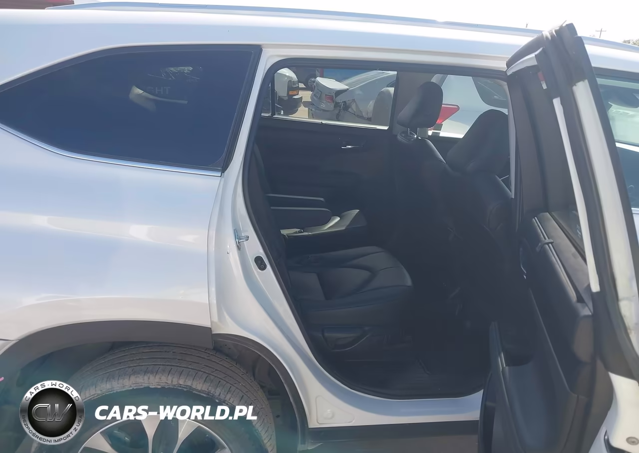 2023 Toyota Highlander Xle VIN:5TDKDRAHXPS007745 - 8