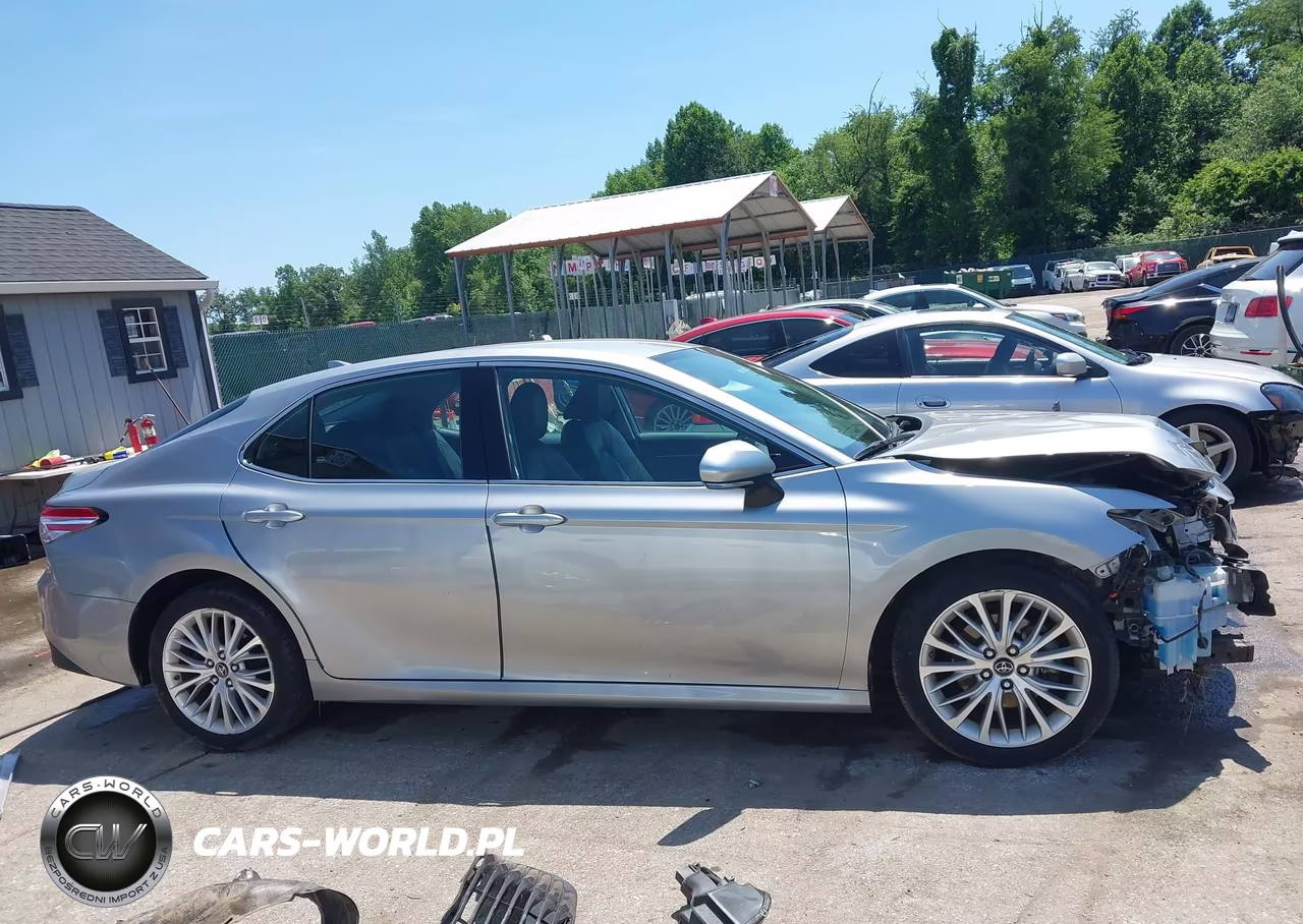 2019 Toyota Camry Xle VIN:4T1B11HK0KU784253 - 14
