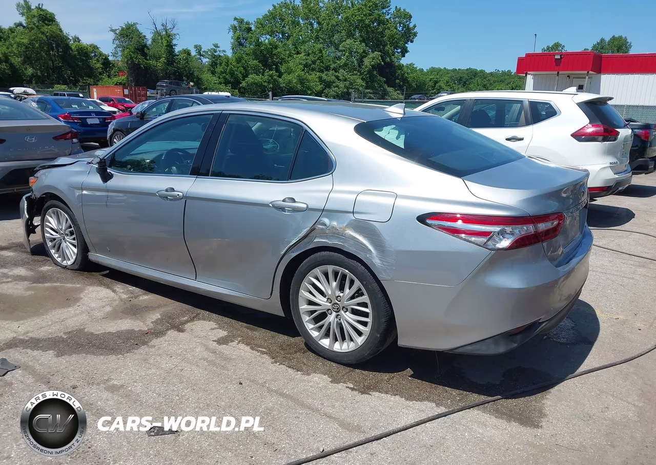 2019 Toyota Camry Xle VIN:4T1B11HK0KU784253 - 3