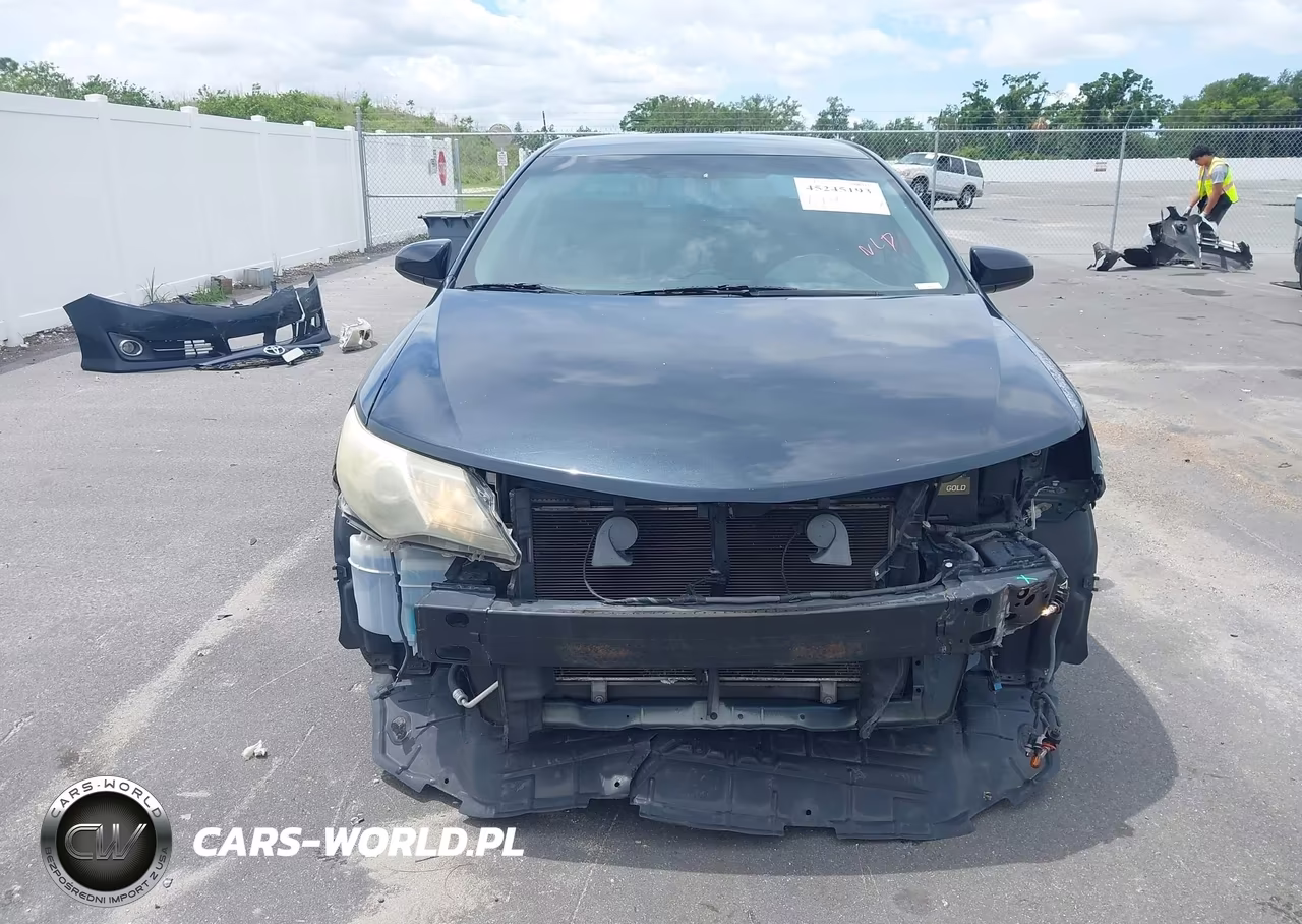2014 Toyota Camry Se VIN:4T1BF1FK1EU423915 - 13