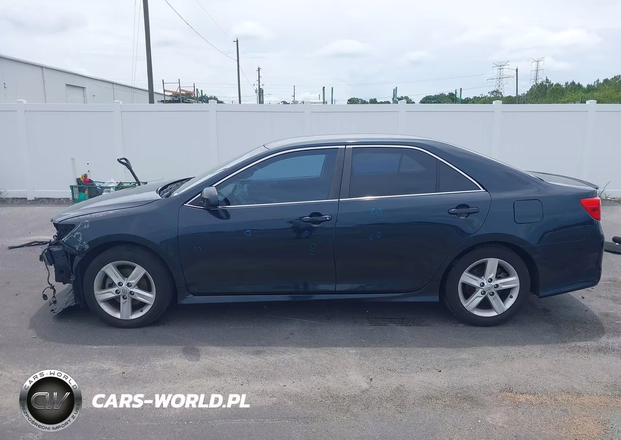 2014 Toyota Camry Se VIN:4T1BF1FK1EU423915 - 15