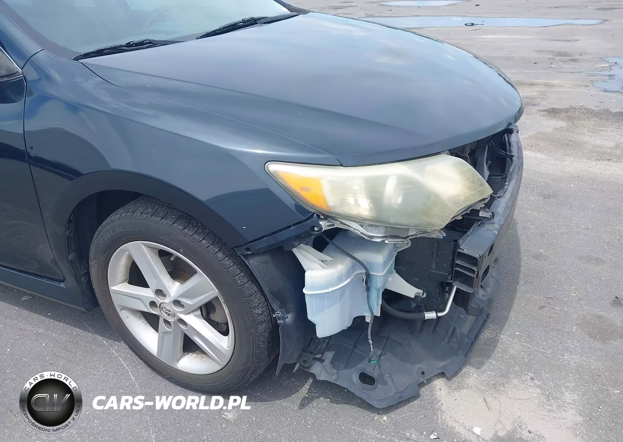 2014 Toyota Camry Se VIN:4T1BF1FK1EU423915 - 19