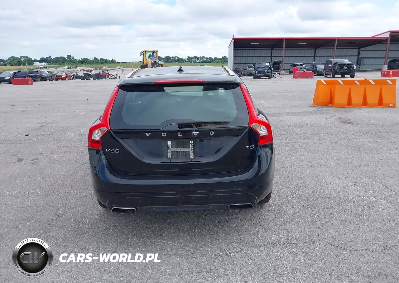 2016 Volvo V60 T5 Drive-E Premier VIN:YV140MEK5G1307228 - 16