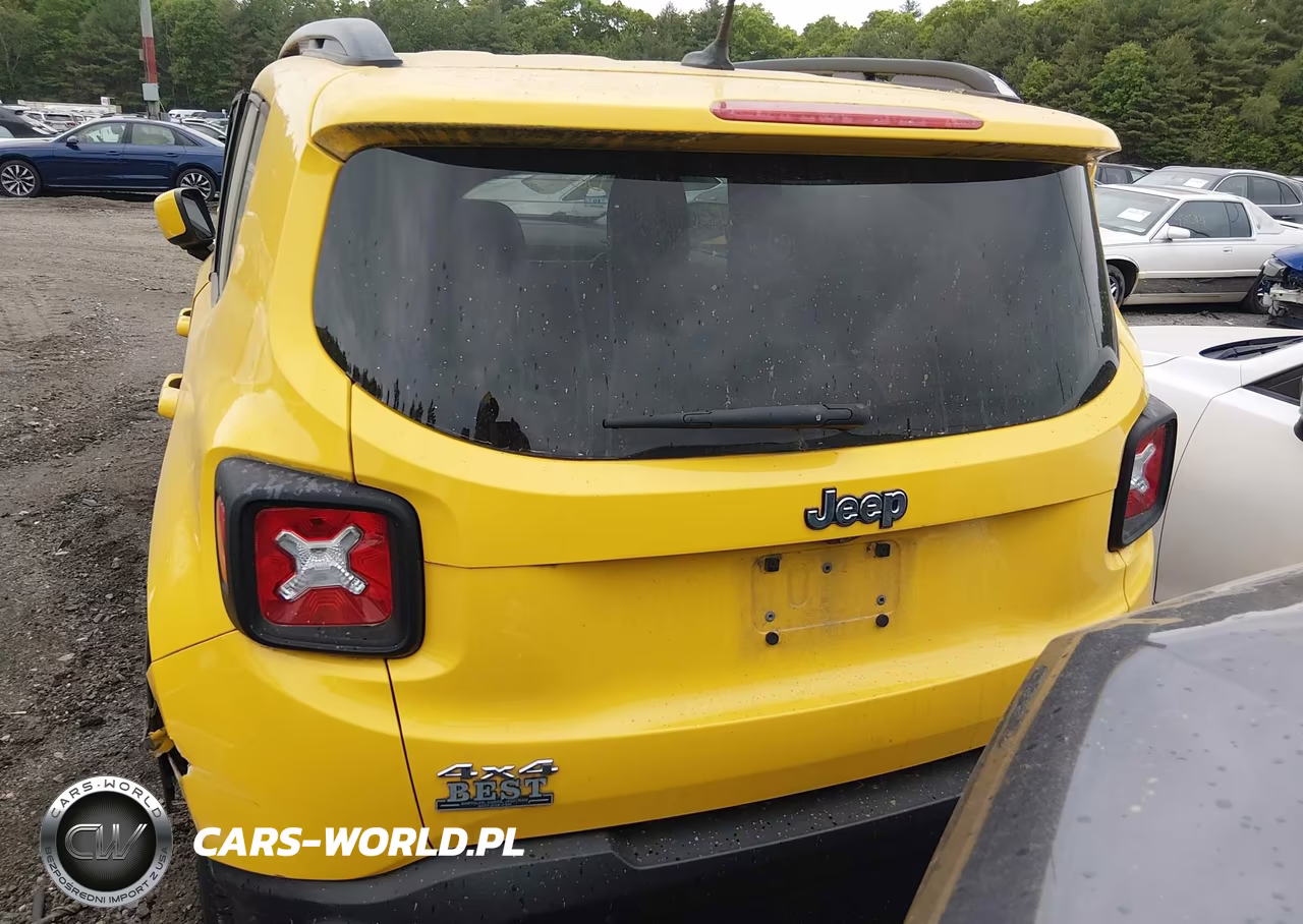 2017 Jeep Renegade Latitude 4X4 VIN:ZACCJBBB0HPG06392 - 16