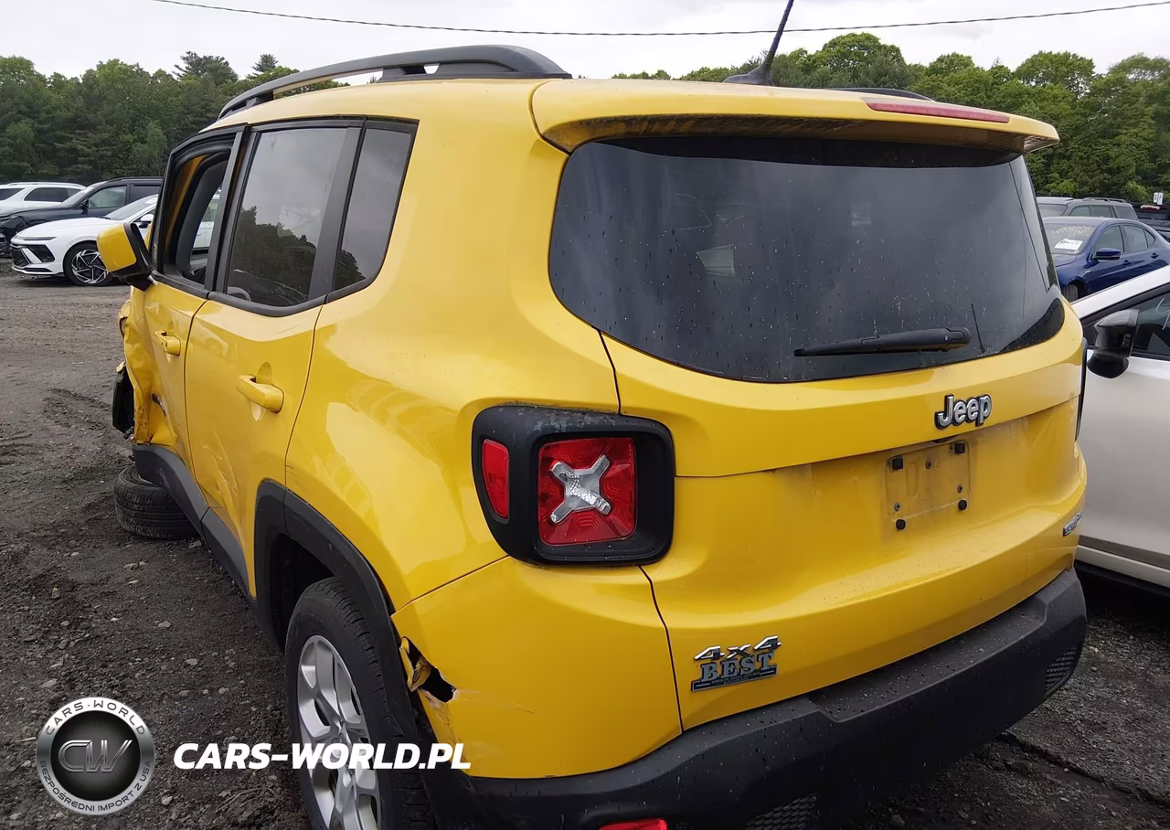 2017 Jeep Renegade Latitude 4X4 VIN:ZACCJBBB0HPG06392 - 3