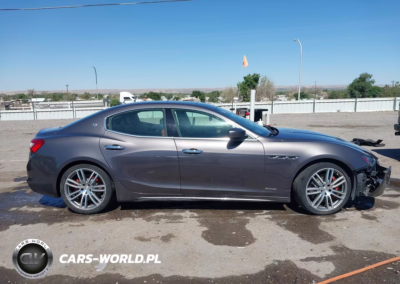 2019 Maserati Ghibli S Q4 Granlusso VIN:ZAM57YTL2K1322069 - 13
