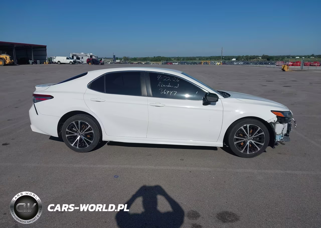 2018 Toyota Camry Se VIN:JTNB11HK6J3010237 - 14