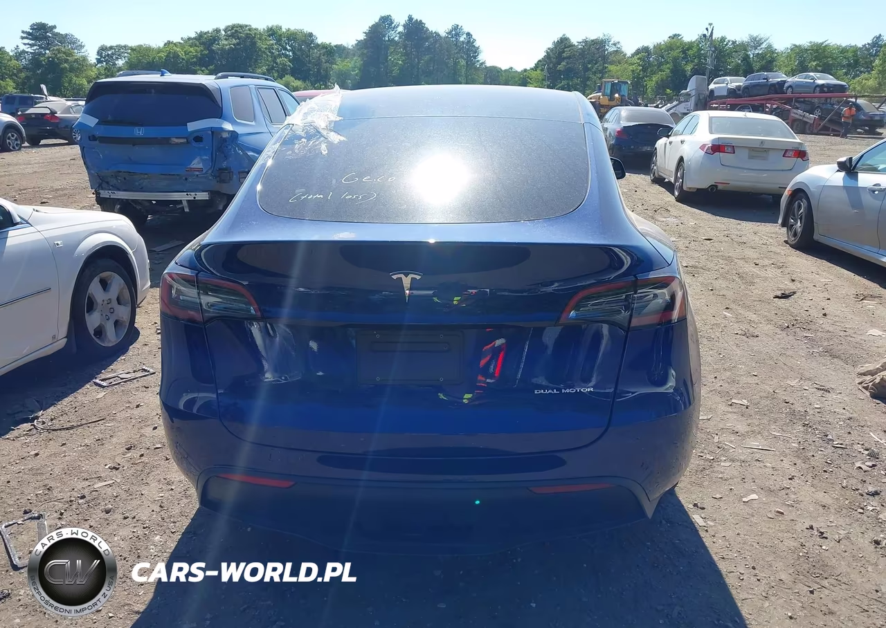 2023 Tesla Model Y Awd-Long Range Dual Motor All-Wheel Drive VIN:7SAYGAEEXPF769063 - 15
