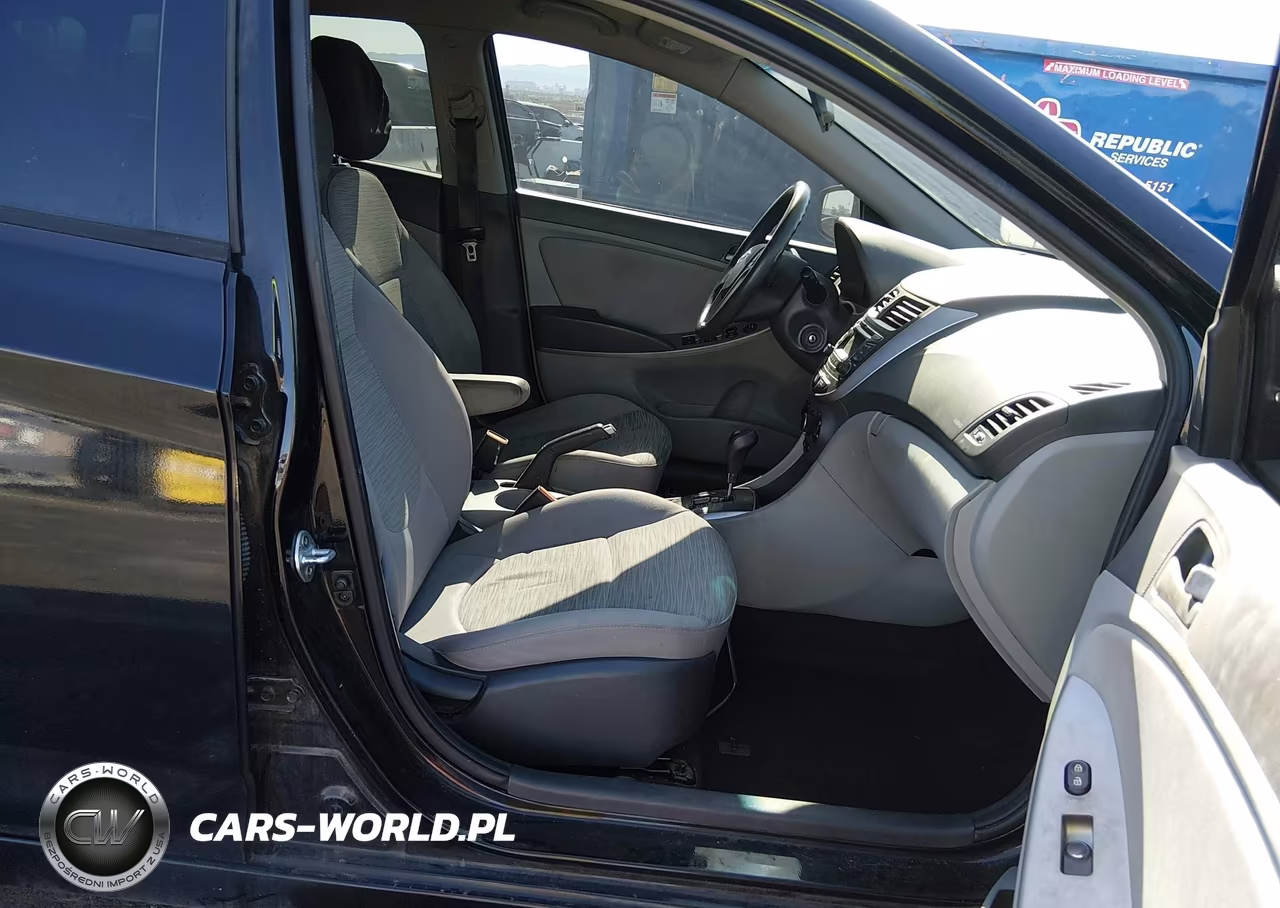 2017 Hyundai Accent Se VIN:KMHCT5AE9HU320039 - 5