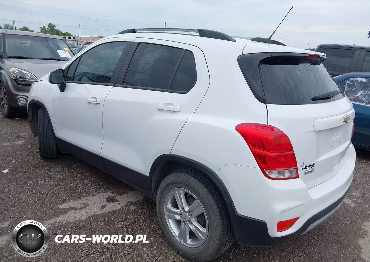 2021 Chevrolet Trax Fwd Lt VIN:KL7CJLSB0MB337902 - 3