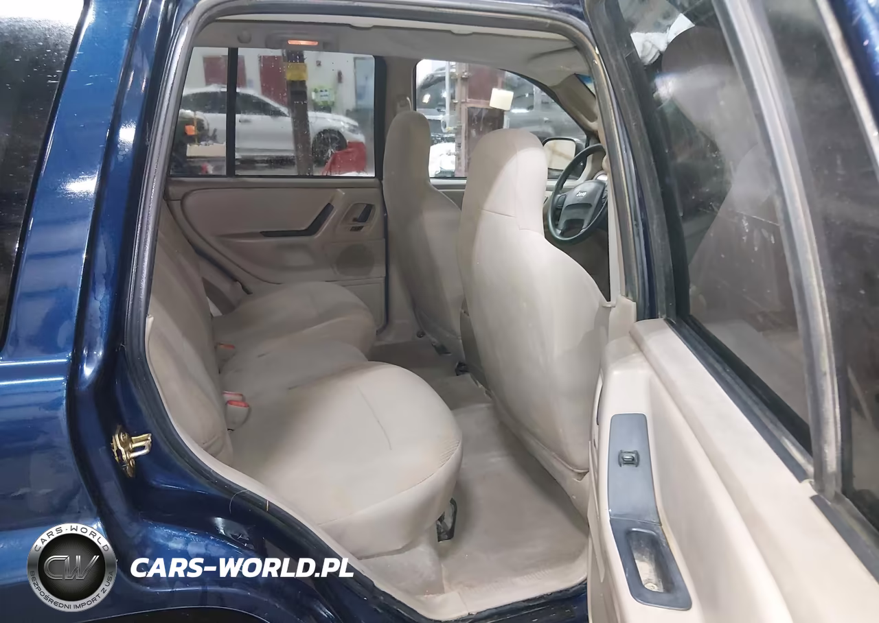 2004 Jeep Grand Cherokee Laredo VIN:1J4GW48S24C285891 - 8