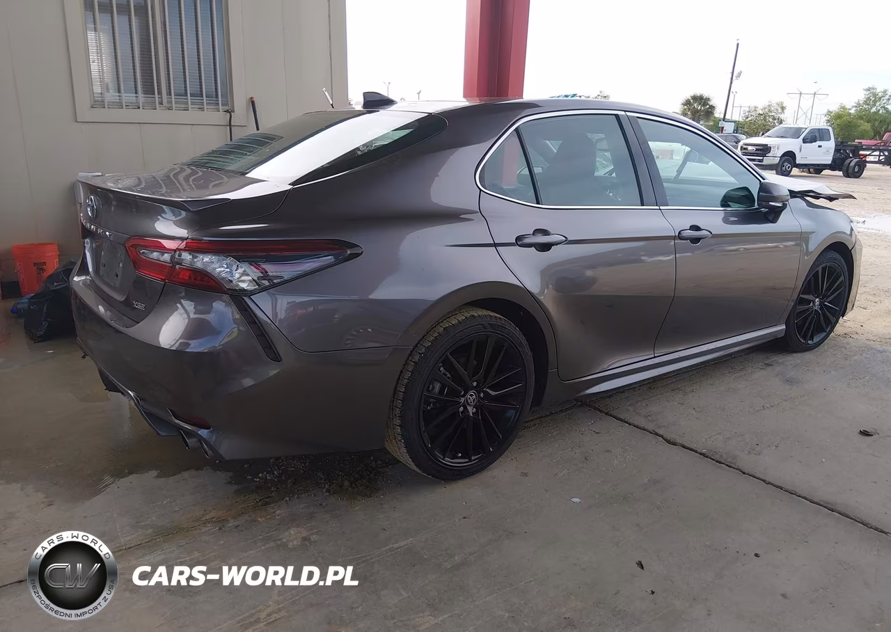 2022 Toyota Camry Xse VIN:4T1K61AK8NU026483 - 4