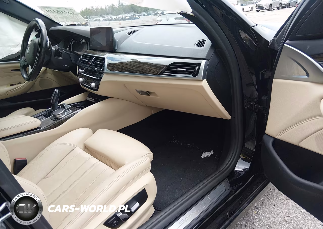 2019 BMW 530 I VIN:WBAJA5C57KWW13753 - 5