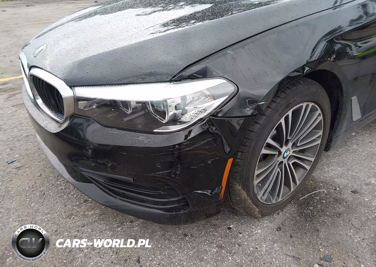 2019 BMW 530 I VIN:WBAJA5C57KWW13753 - 6