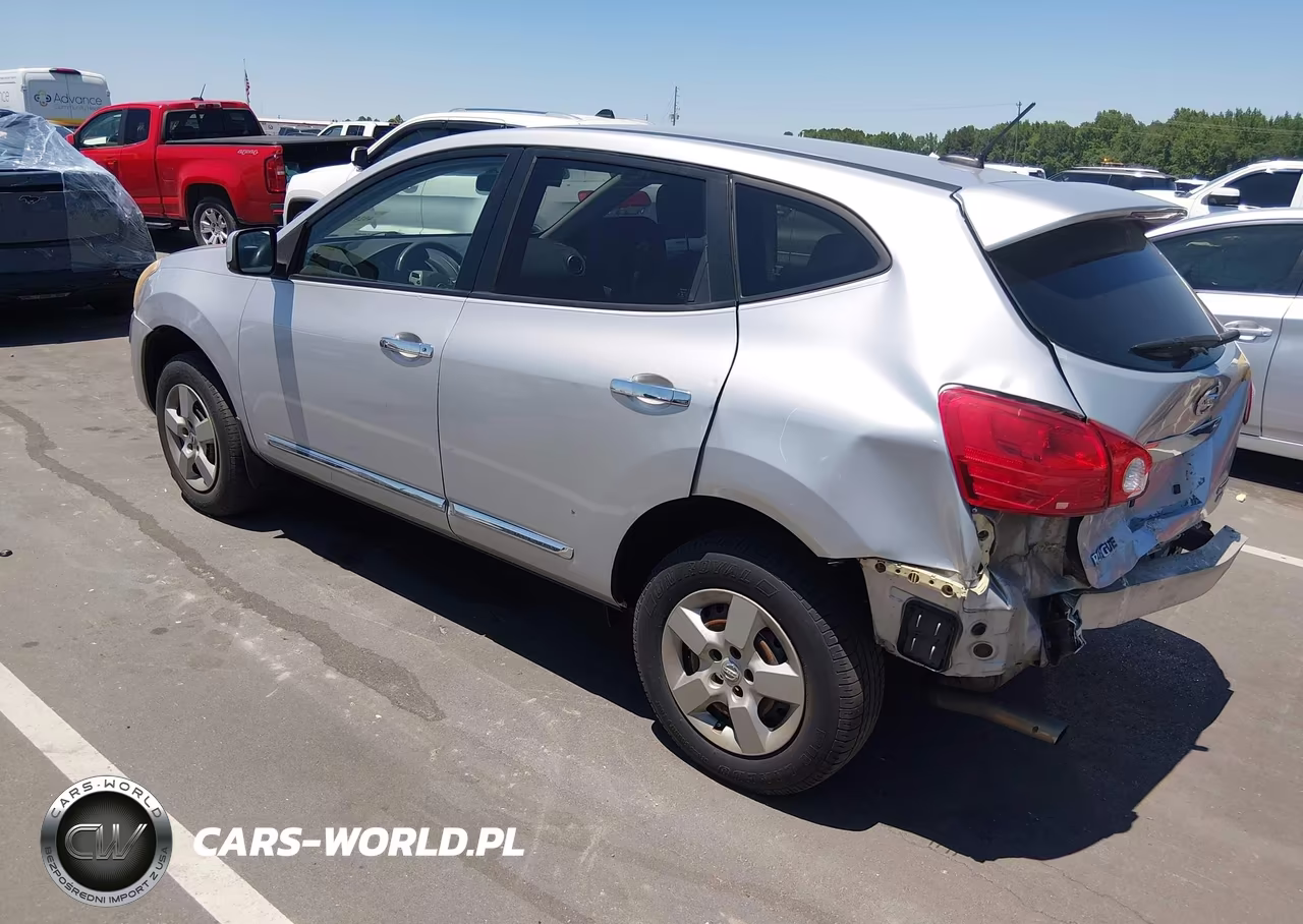2013 Nissan Rogue S VIN:JN8AS5MV5DW653044 - 3