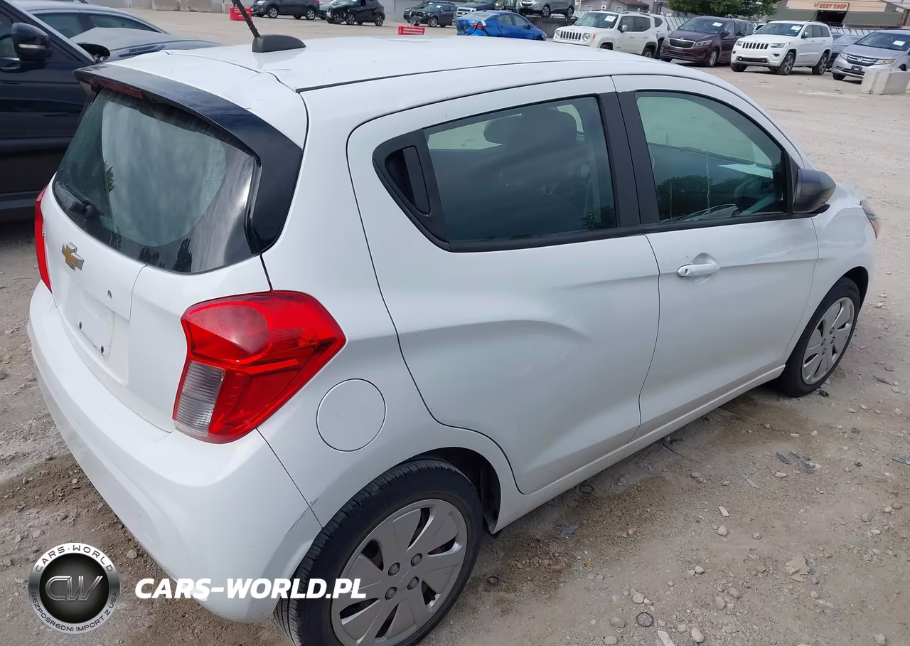 2017 Chevrolet Spark Ls Cvt VIN:KL8CB6SA3HC752598 - 4