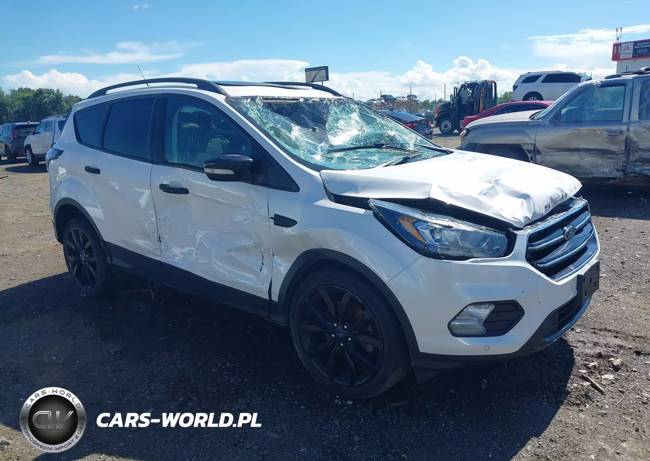 2018 Ford Escape Titanium – zdjęcie 1 z 18