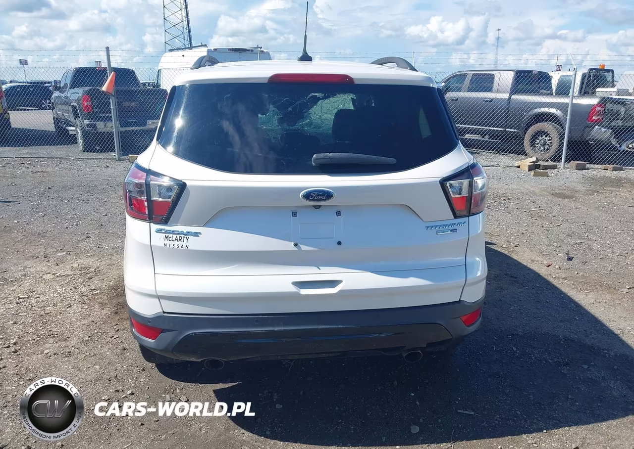 2018 Ford Escape Titanium VIN:1FMCU9J90JUB89533 - 15