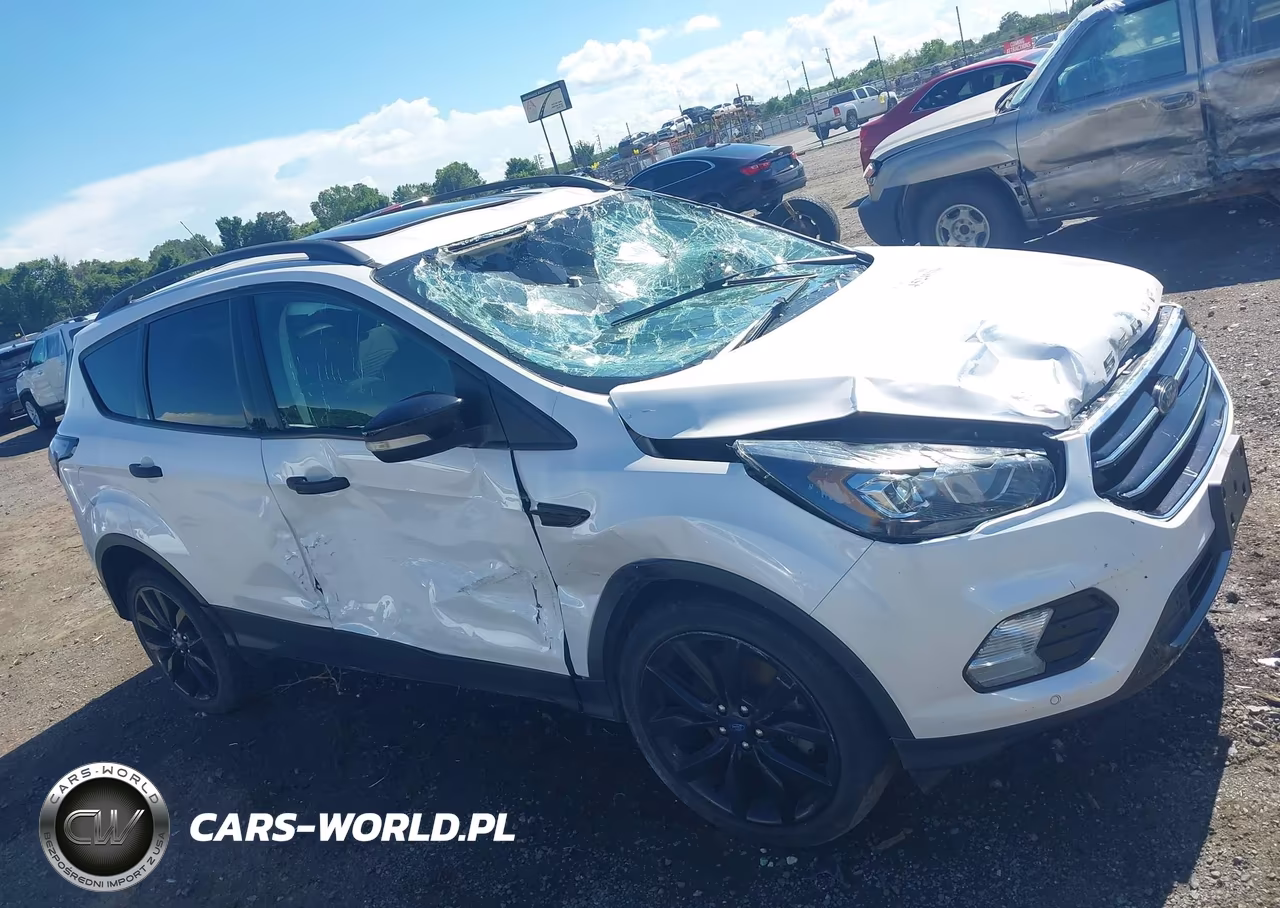 2018 Ford Escape Titanium VIN:1FMCU9J90JUB89533 - 18