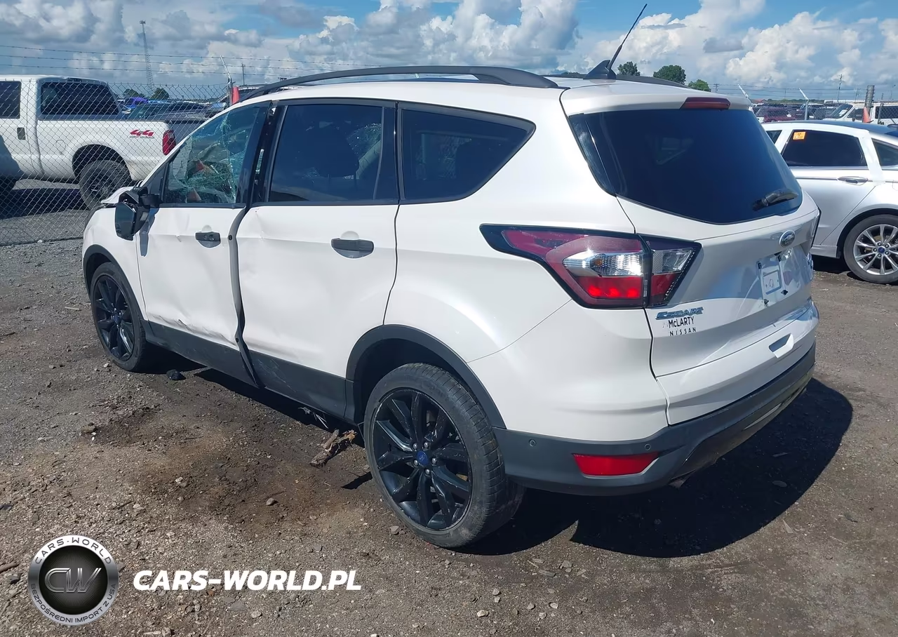 2018 Ford Escape Titanium VIN:1FMCU9J90JUB89533 - 3