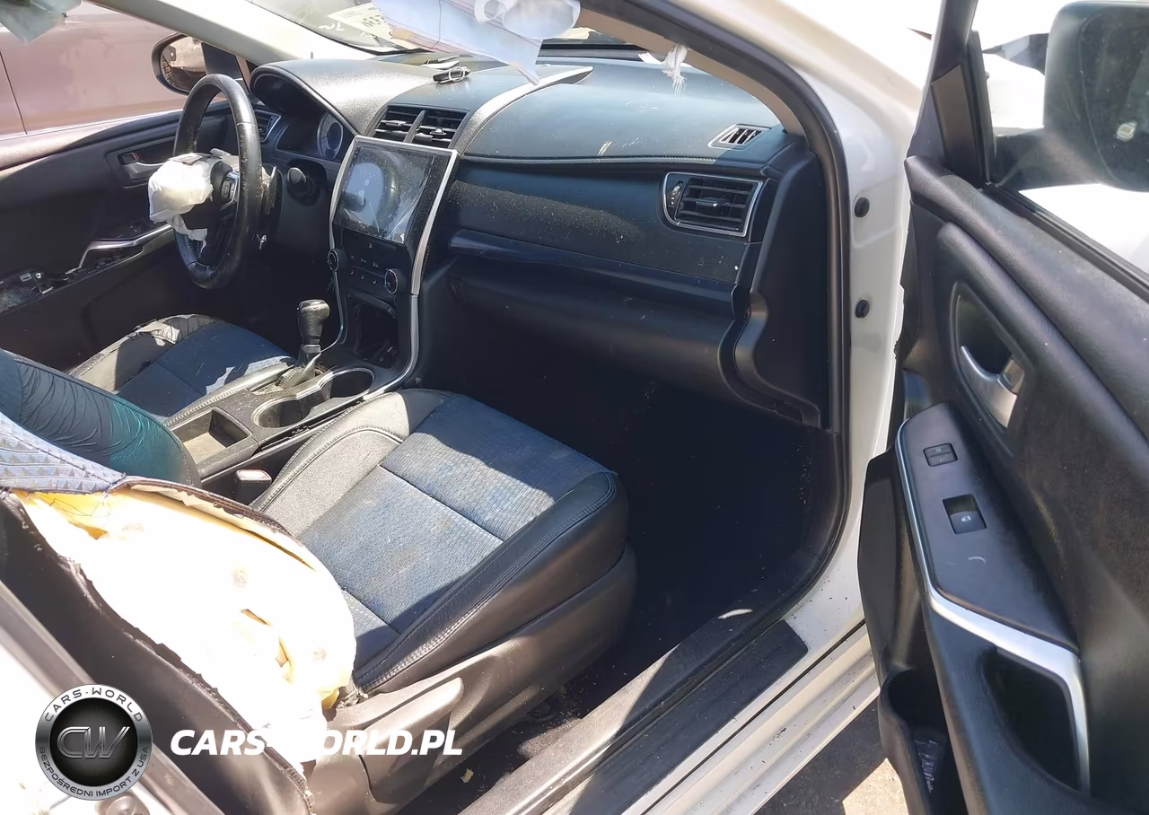 2016 Toyota Camry Se VIN:4T1BF1FK5GU164218 - 5